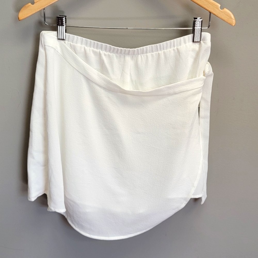 Show Me Your Mumu NWOT The Great Wrap Shorts Women's Size Large Made In The USA!